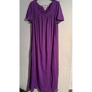VTG Shadowline L Nylon Nightgown‎ Short Sleeve Purple Flutter Sleeve Cottagecore